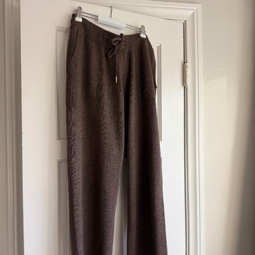 Quince Mongolian Cashmere Straight Leg Pant (Brown)